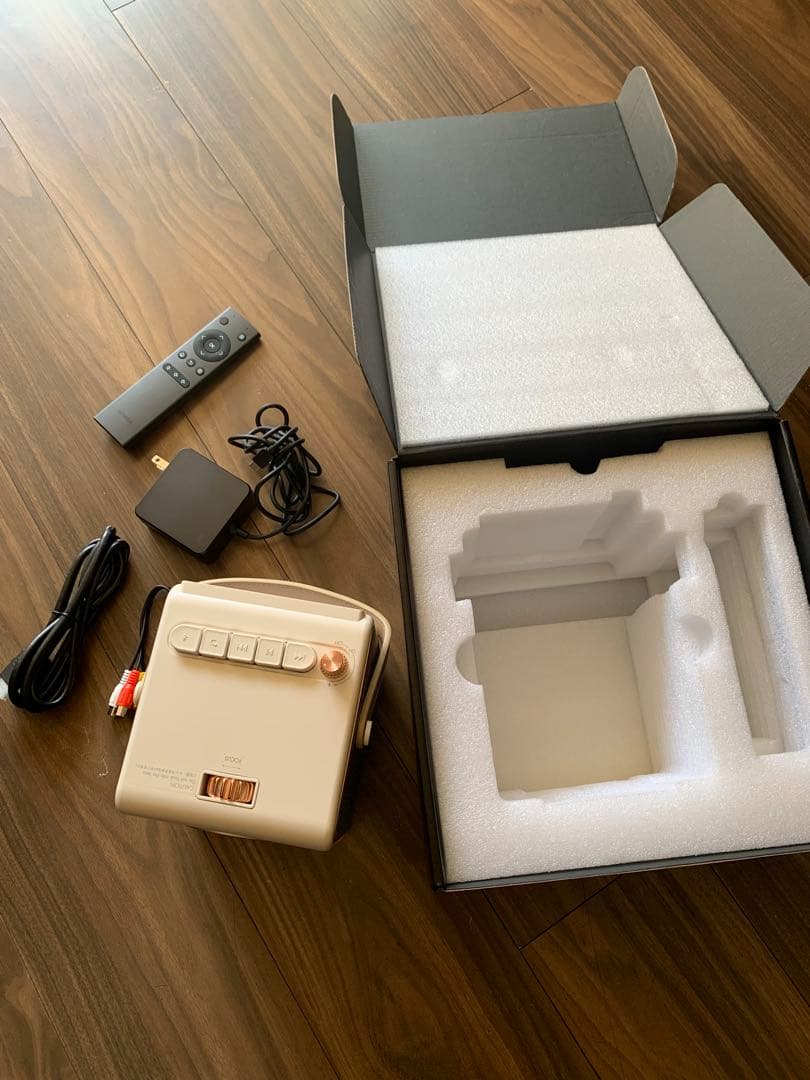 emotn h1 プロジェクター本体 フルセット ホワイト ほぼ未使用