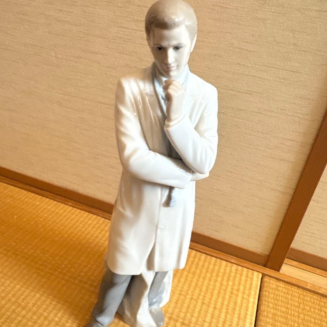 リヤドロ　優秀なドクター