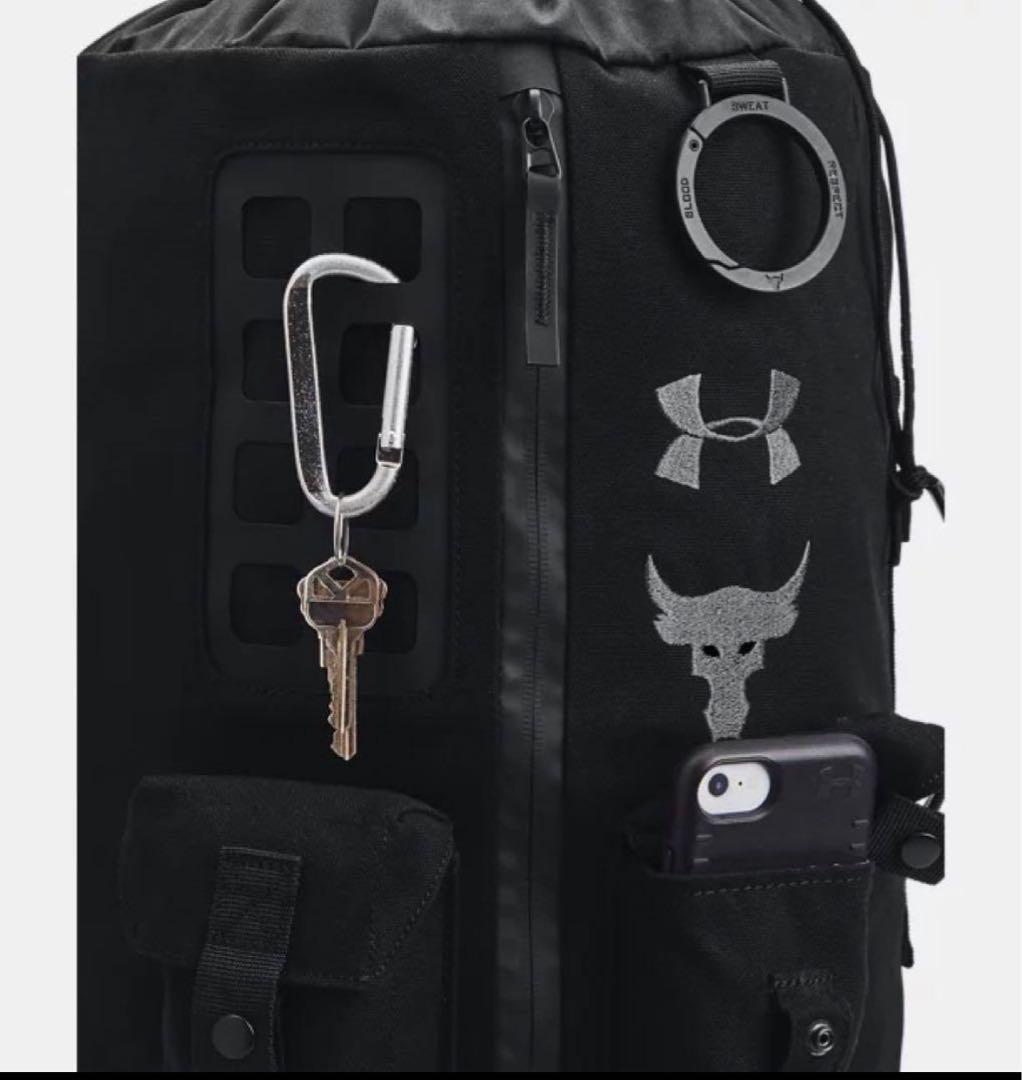 Under Armour ブラックバックパック IRON PARADISE