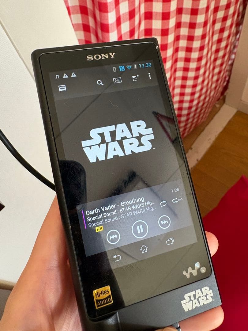 ポータブルプレーヤー WALKMAN STAR WARS High-Resolution NW-ZX2