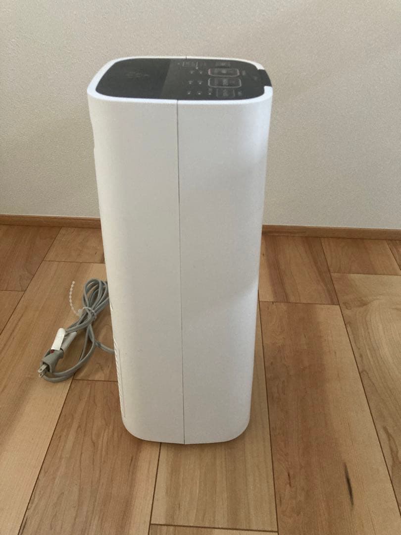 シャープ セラミック ファンヒーター HX-LS1-W 2021年製