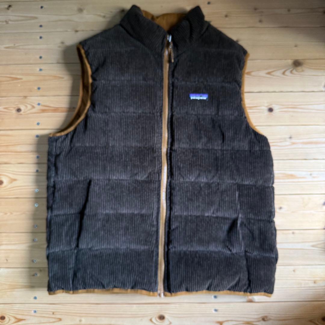 パタゴニア　リバーシブル・コットン・ダウン・ベスト (M) カラーＳＨＢＮ