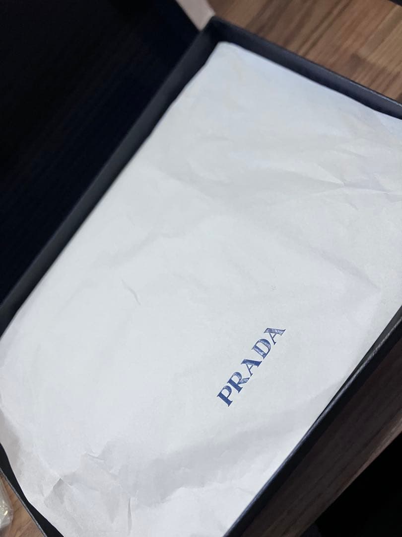 掲載年内まで【美品箱あり】PRADA ラバーソール 復刻版ブラック