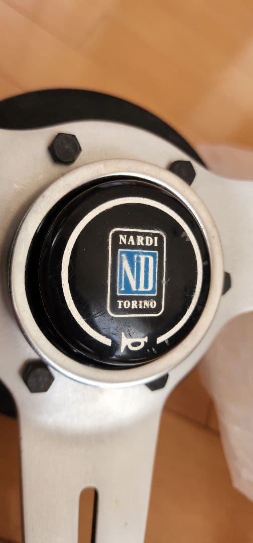 ナルディステアリングホイール