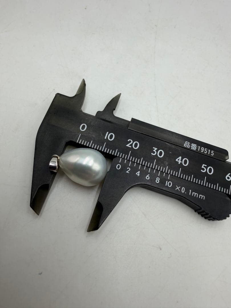 MIKIMOTO ミキモト　K18 南洋白蝶真珠　トップ