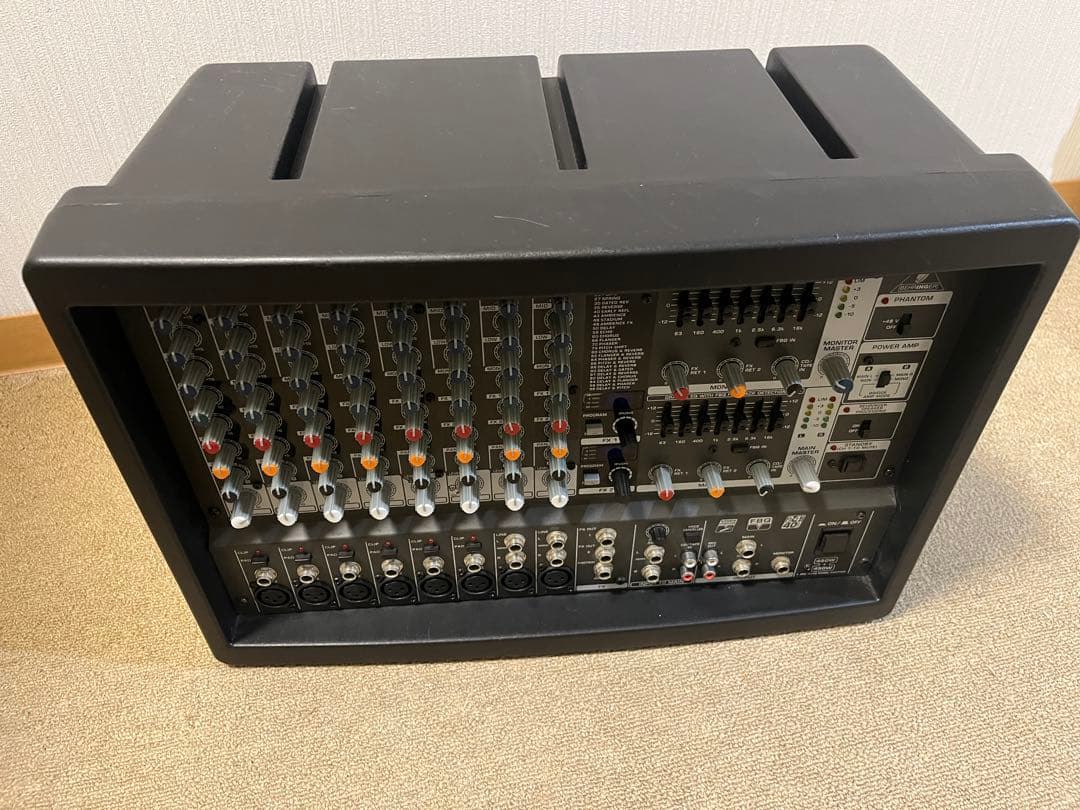 ベリンガー　パワードミキサー