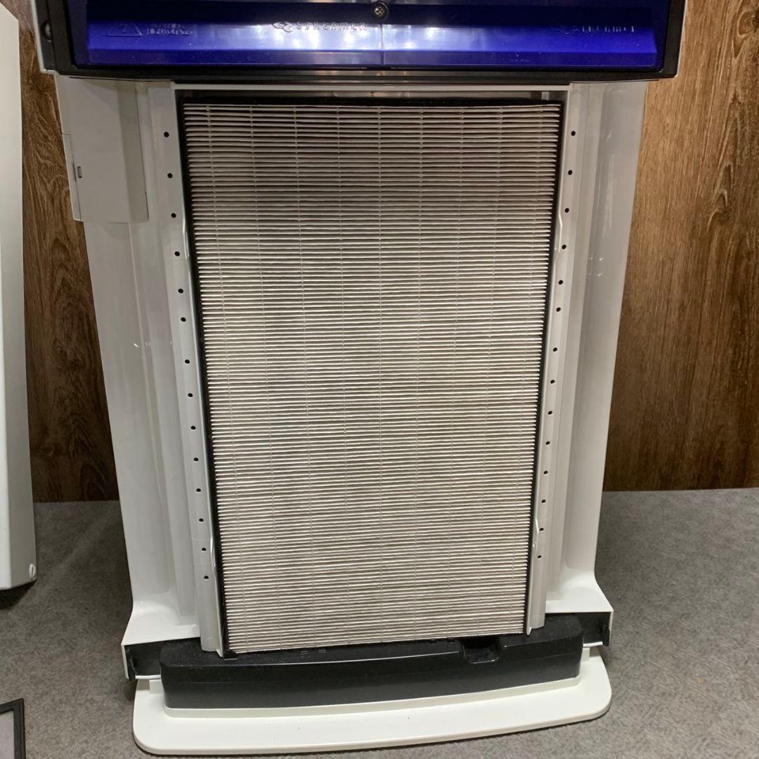 K794 ダイキン 空気清浄機 MCK70VBK-W 2018年製