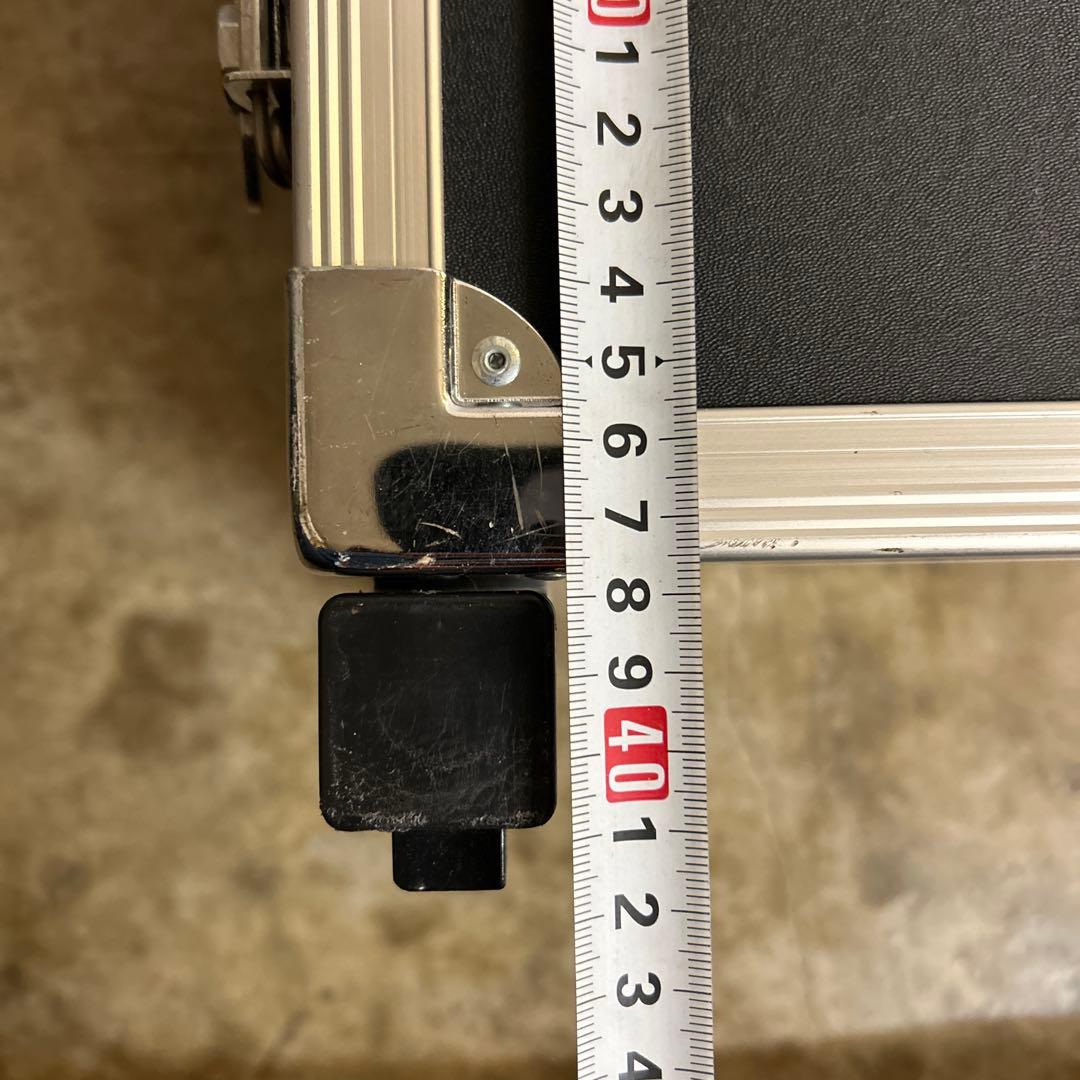 モニターケース