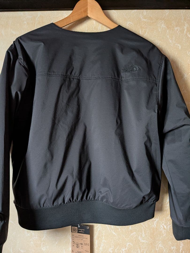 THE NORTH FACE ブラック ジップアップジャケット　リバーシブル