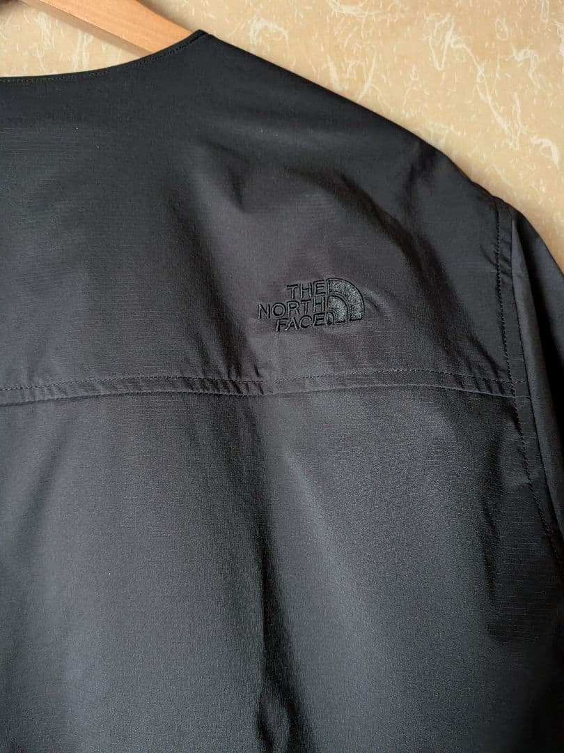 THE NORTH FACE ブラック ジップアップジャケット　リバーシブル