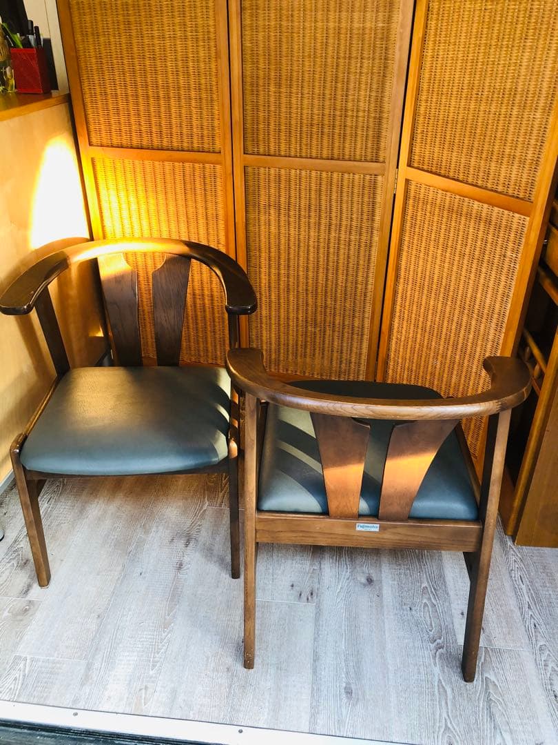 Fujimoku家具ダークブラウン 木製アームチェア 2脚セット