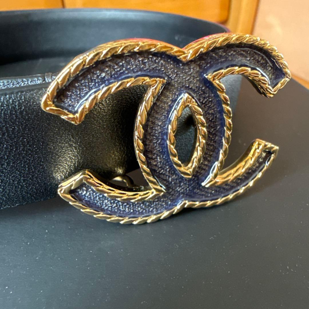 CHANEL 黒レザーベルト CCロゴ