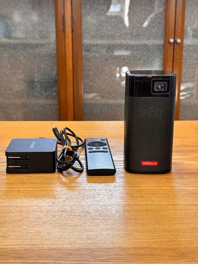 NEBULA Apolioプロジェクター本体 リモコン付き