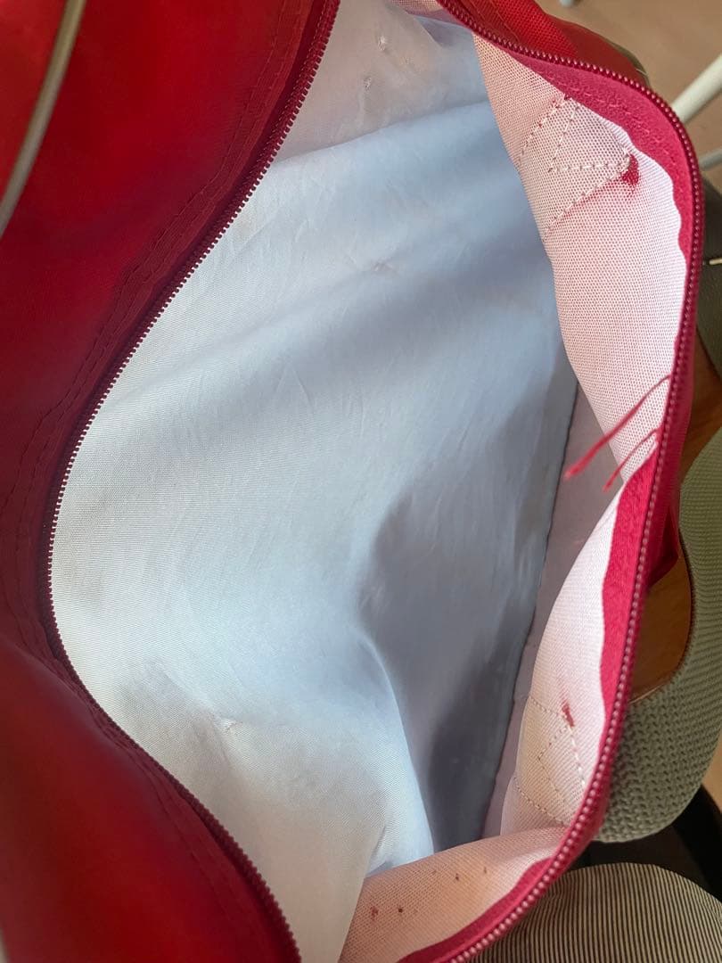 ワールドペガサス 旧ワッペ 赤 スクバ　キーホルダー付き