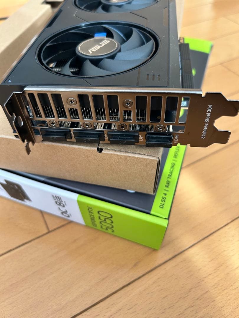 ASUS GeForce RTX 5050 DUAL OC 8GB グラボ