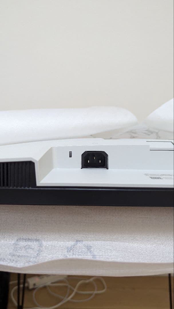 Dell S2722QC 27インチ　4Kモニター　USB Type C