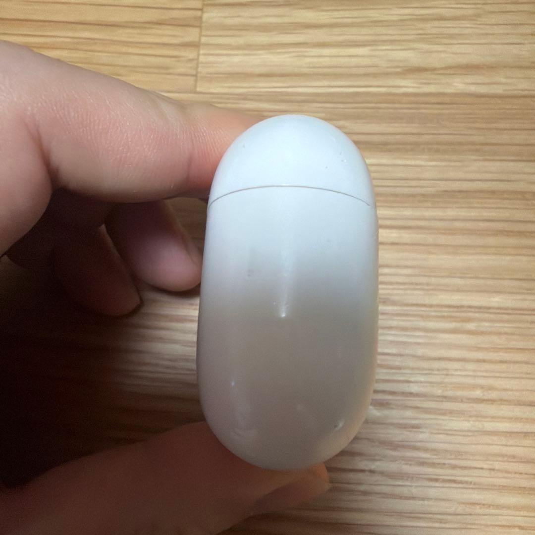 AirPods pro 第二世代　ライトニングモデル本体 ホワイト 使用感あり