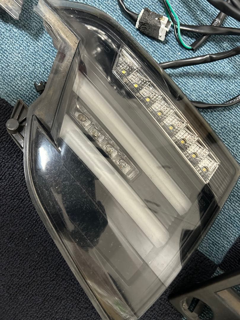 コラゾン シーケンシャル LEDスモークテールランプ スバルレヴォーグ用VM型