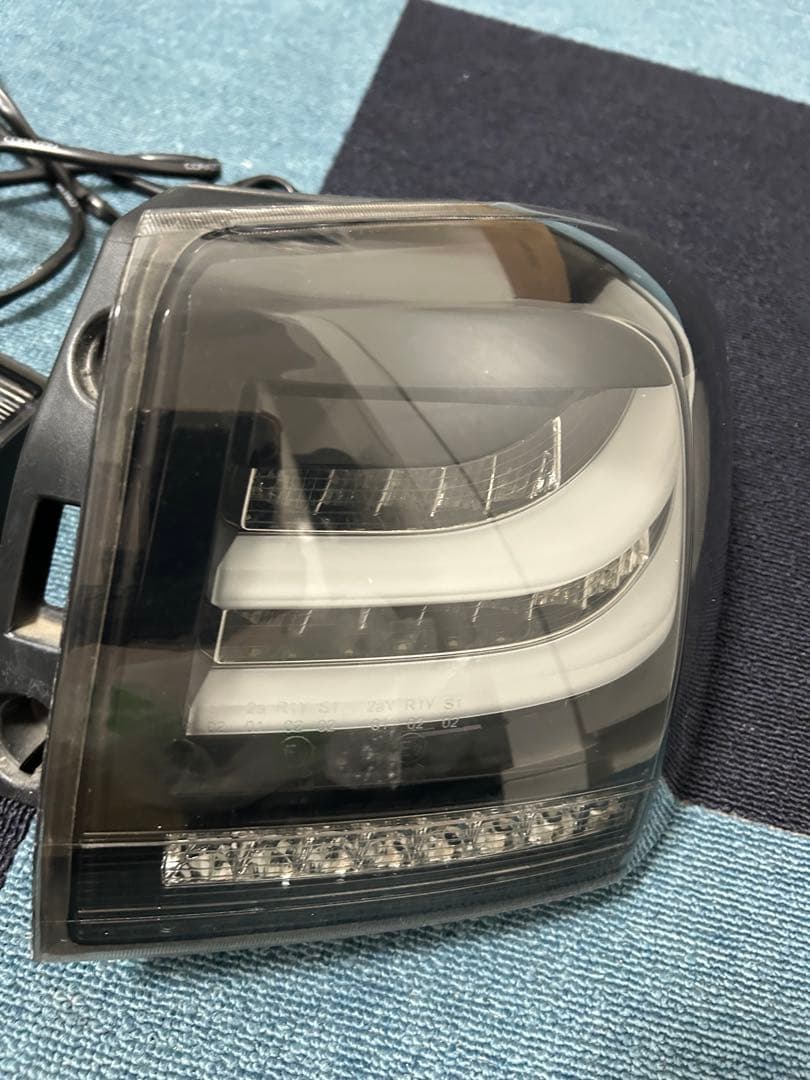 コラゾン シーケンシャル LEDスモークテールランプ スバルレヴォーグ用VM型