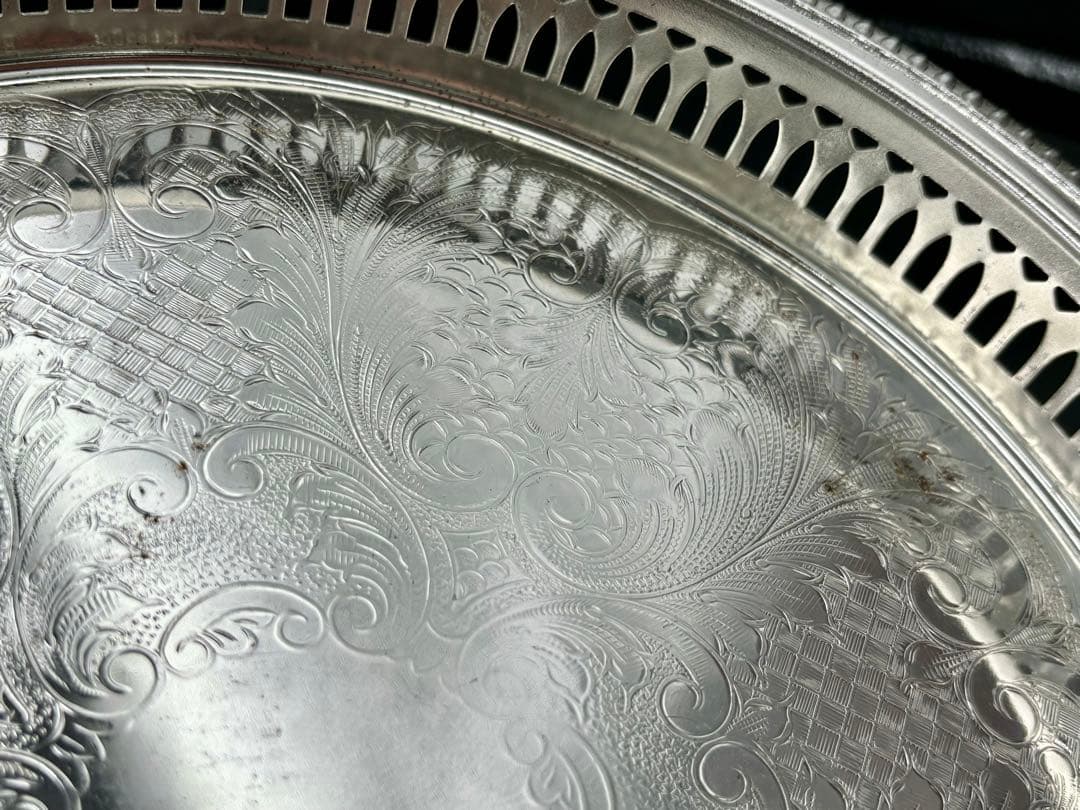 英国　アンティーク　銀メッキ　シルバープレート　トレイ・トレー　ヴィンテージ