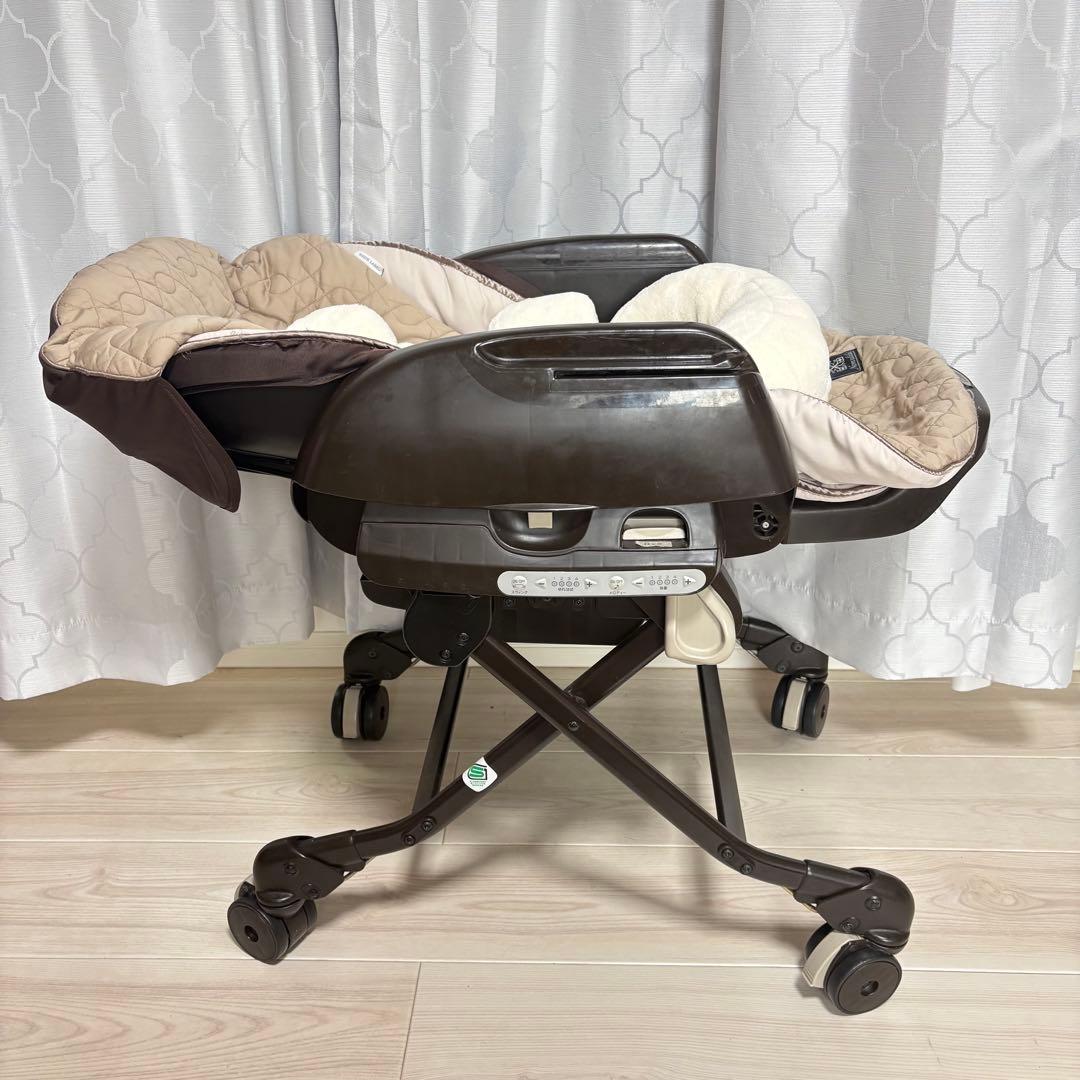 ネムリラ オートスイング Combi ハイローチェア