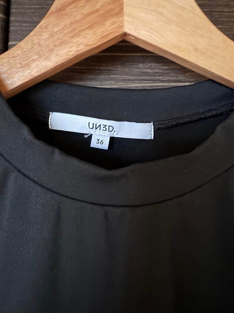 UN3D. ASYMME HEM T-SH トップス　Tシャツ　36