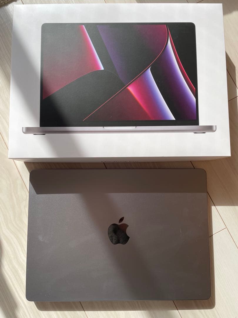 MacBook Pro 14インチ M2 Pro 16GB 512GB｜純正箱付