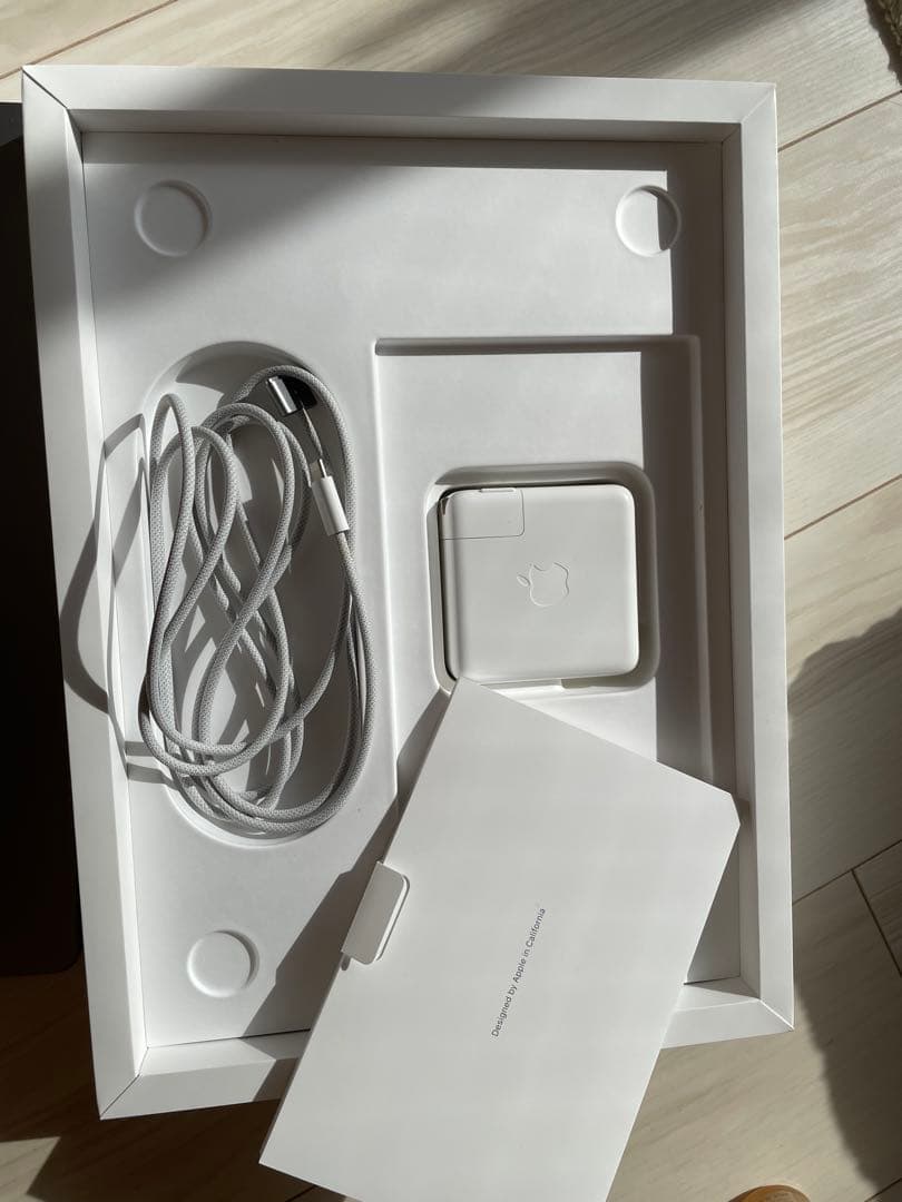 MacBook Pro 14インチ M2 Pro 16GB 512GB｜純正箱付