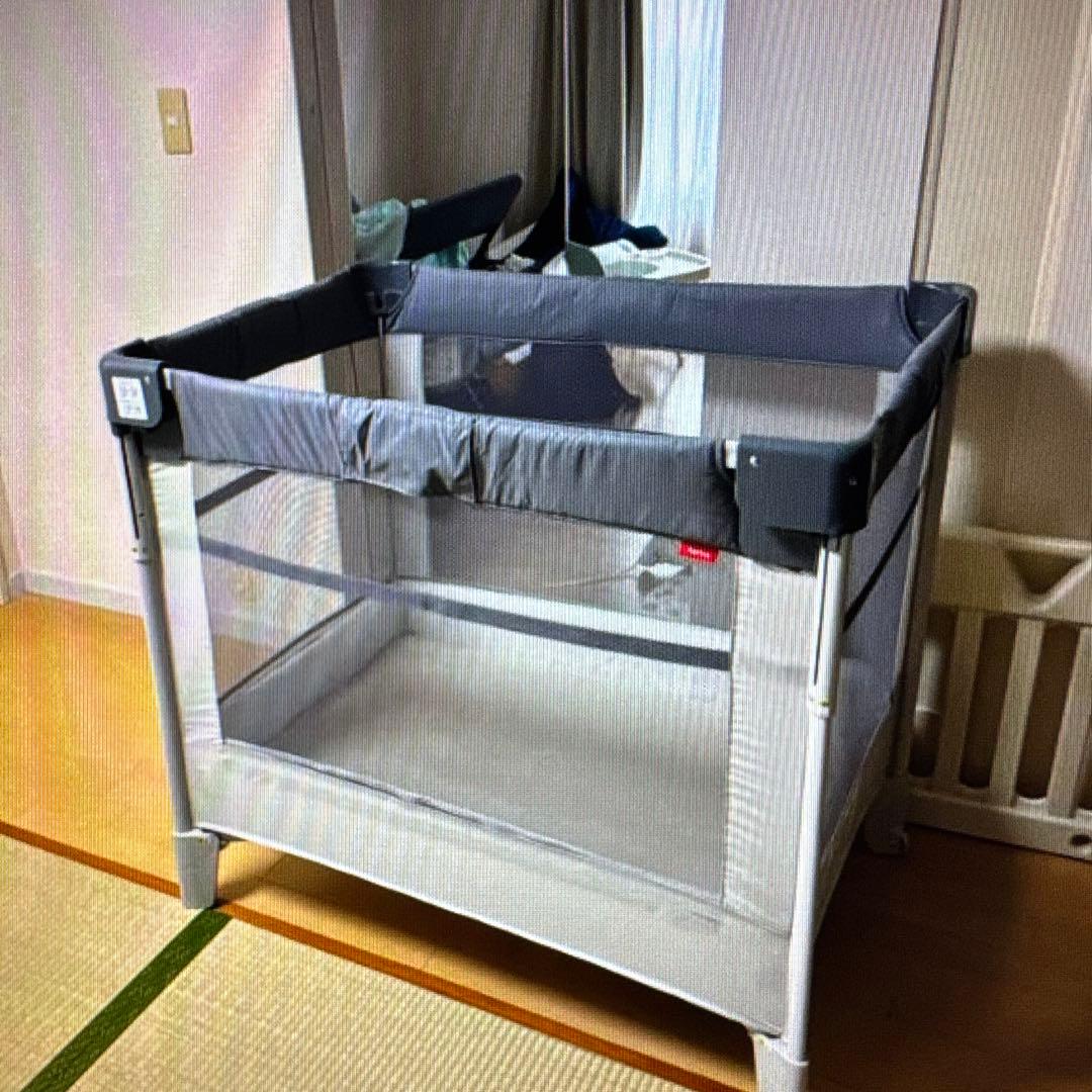 【美品】アップリカ ココネルエアー ベビーベッド