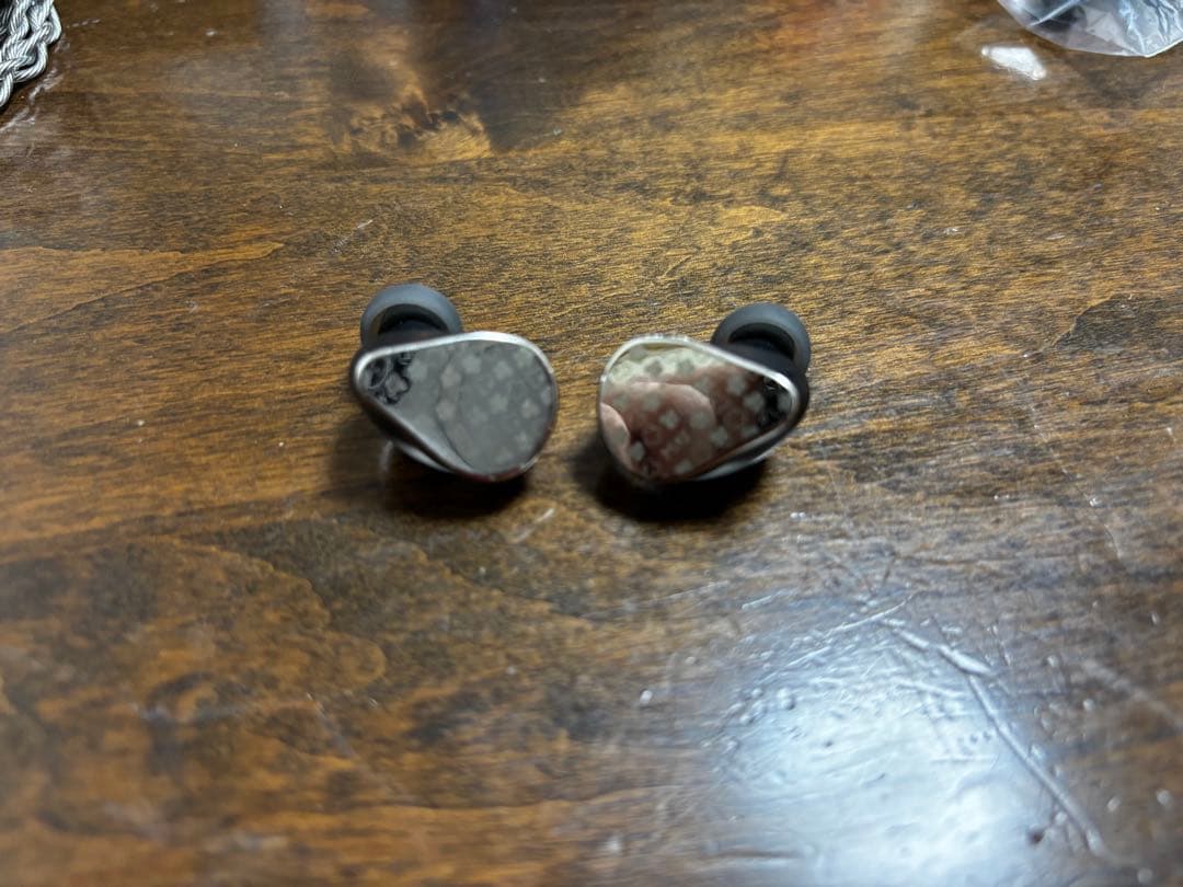 水月雨 梅　MOONDROP MAY