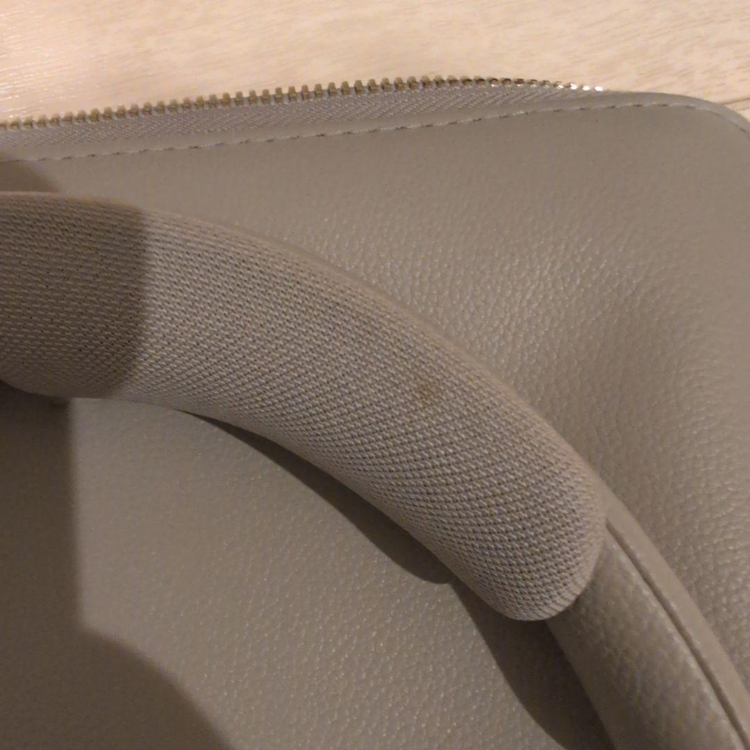 バング•アンド•オルフセン　Beoplay H100