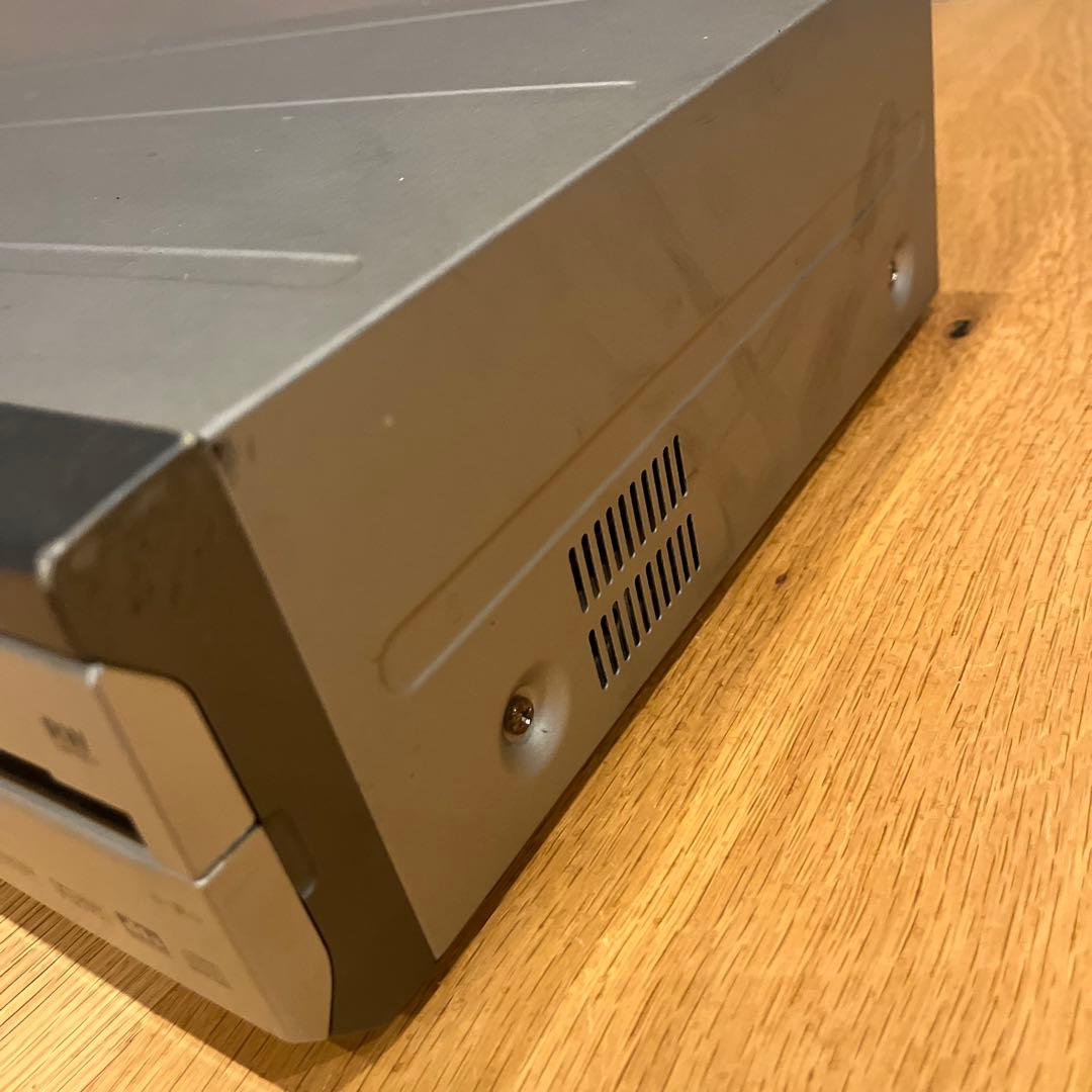 シャープ　VHS➕DVD Wデッキ　SHARP