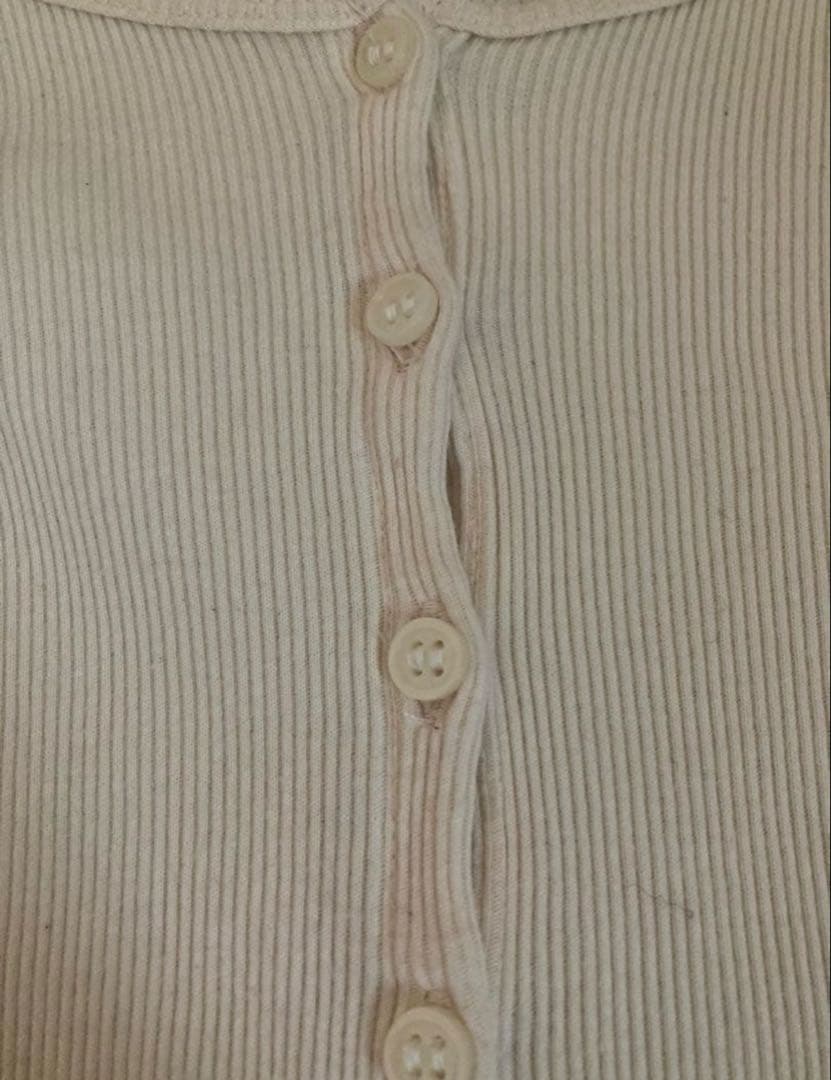 ETRE TOKYO オーコットテレコヘンリーネックトップス