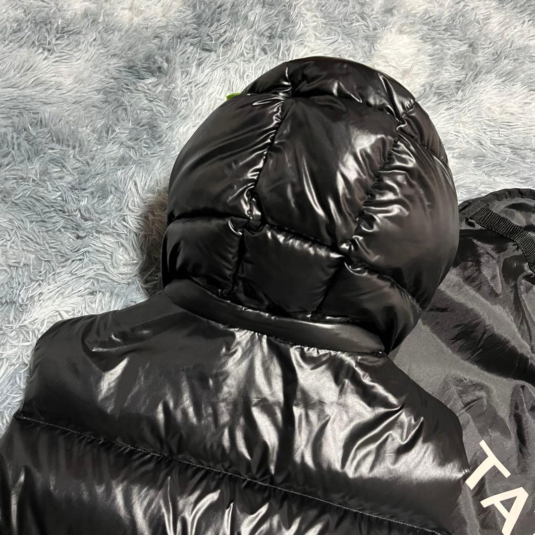 極美品　TATRAS ダウンベスト　POSEIDONE 黒　02 Mサイズ