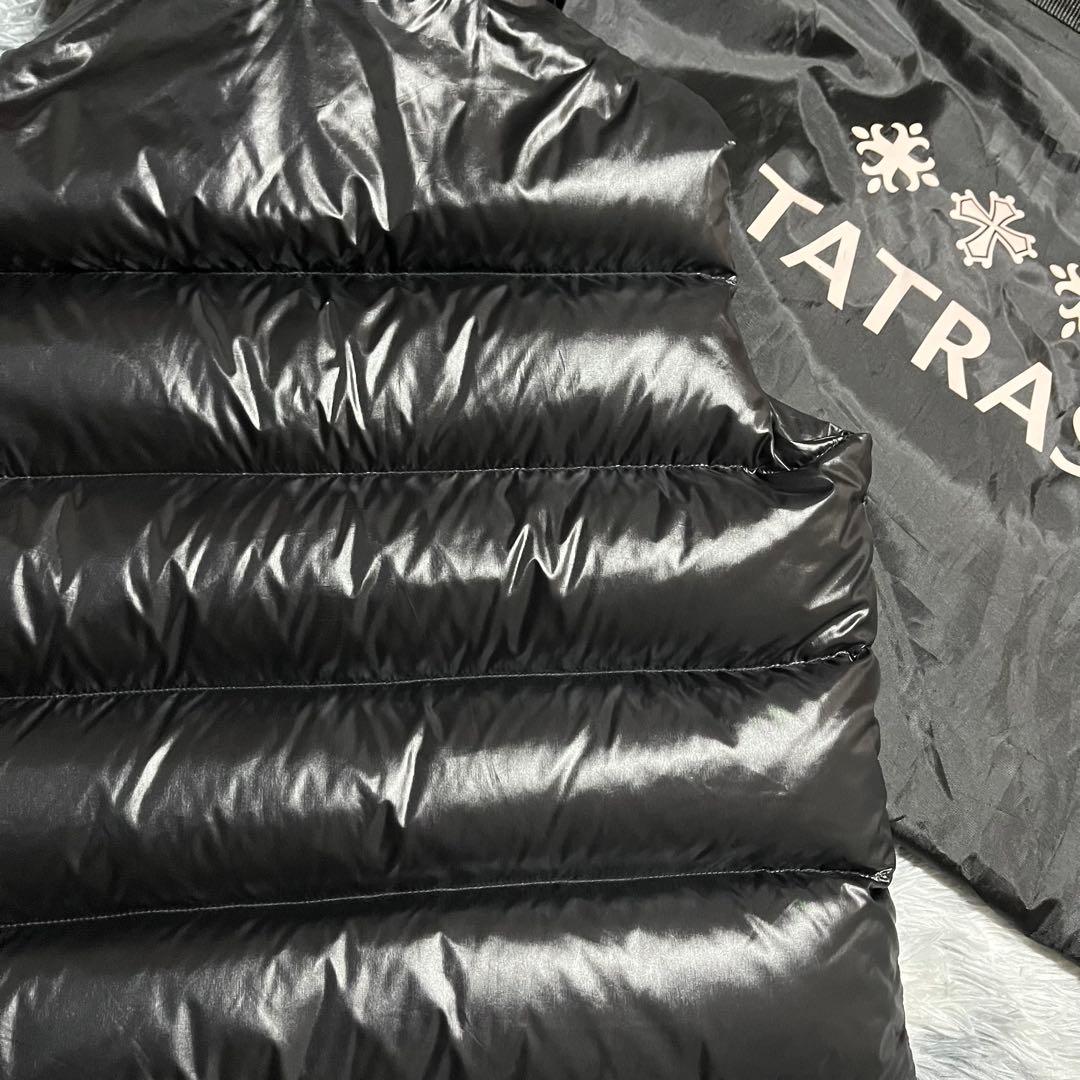 極美品　TATRAS ダウンベスト　POSEIDONE 黒　02 Mサイズ