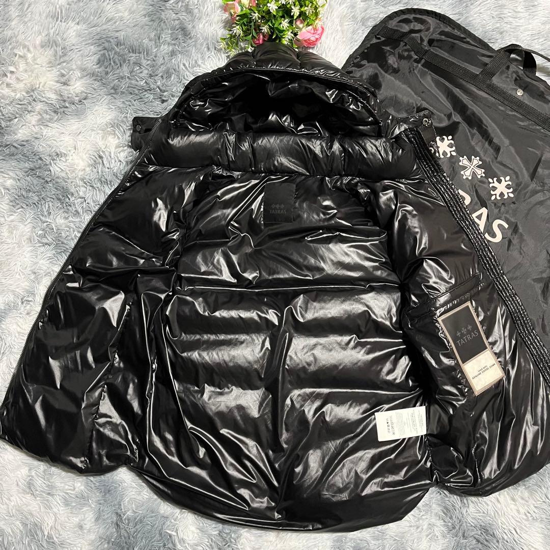極美品　TATRAS ダウンベスト　POSEIDONE 黒　02 Mサイズ