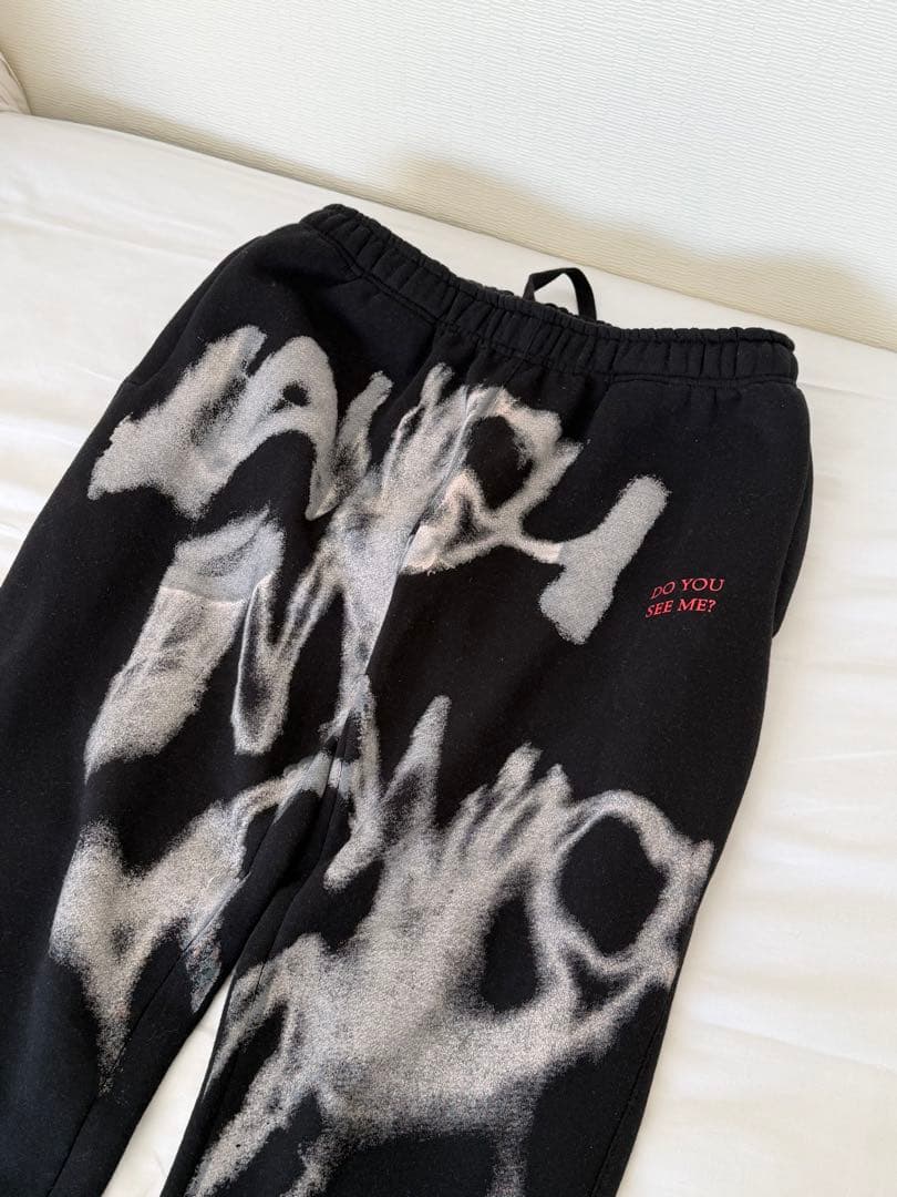 あ*ら様 (新品)レディーガガ VIPGOLD スウェットパンツXLライブグッズ