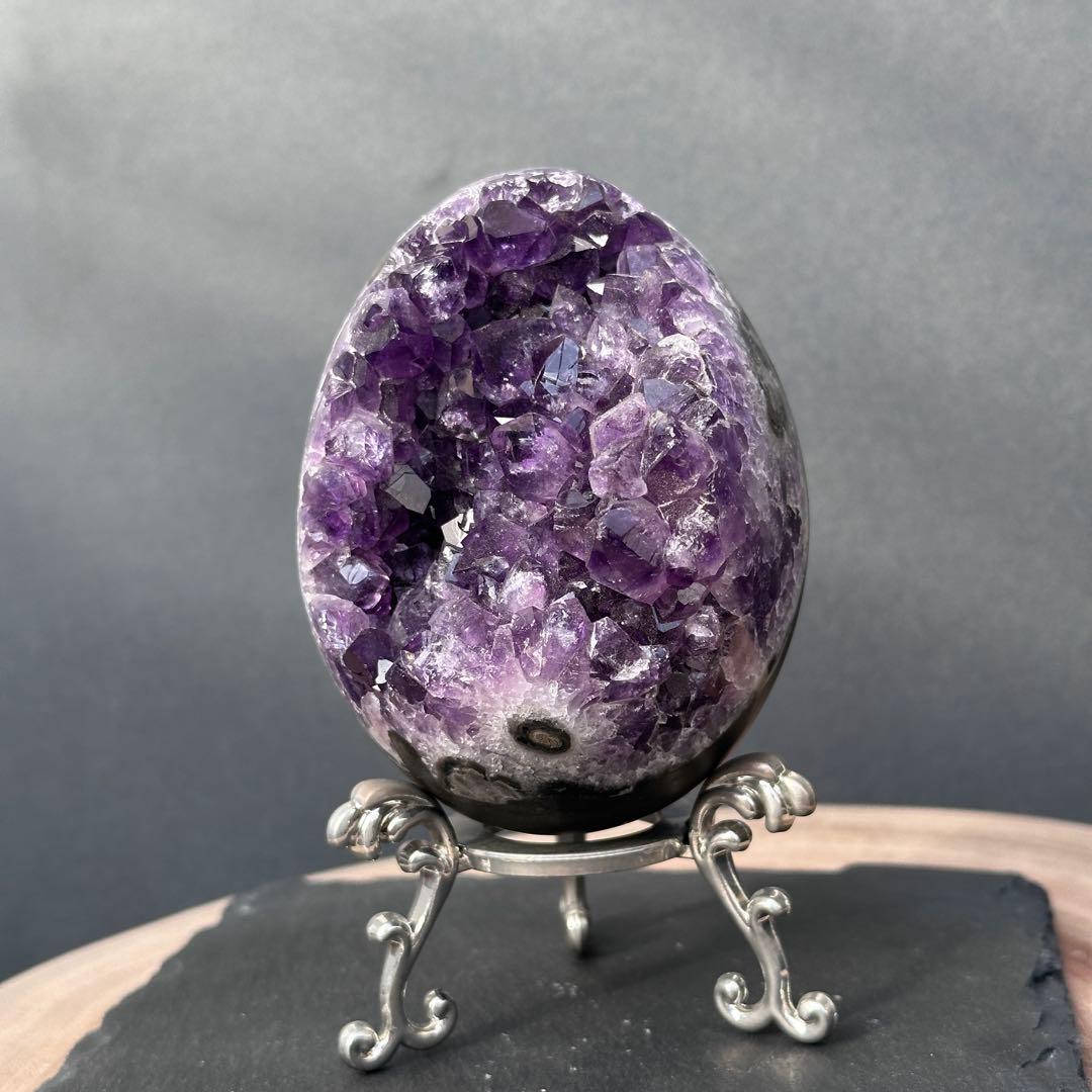 ウルグアイ産❣️天然石 アメジストの龍卵　置物G.100