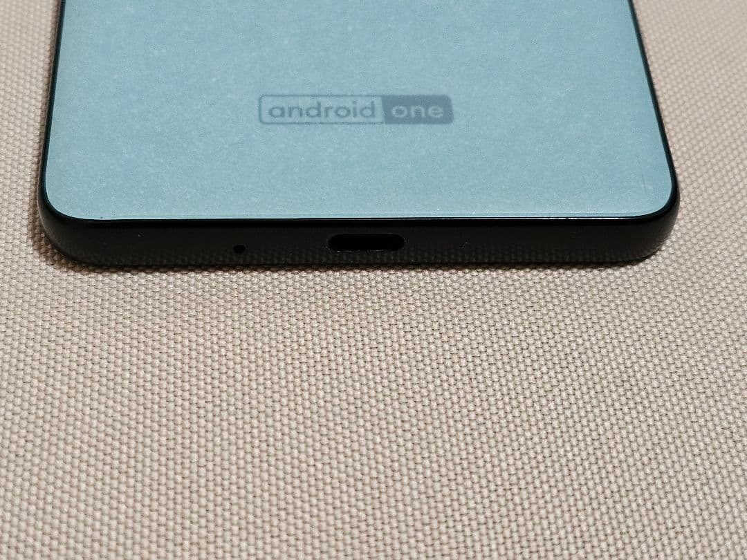 Android one S8 S8-KC SIMロック解除済