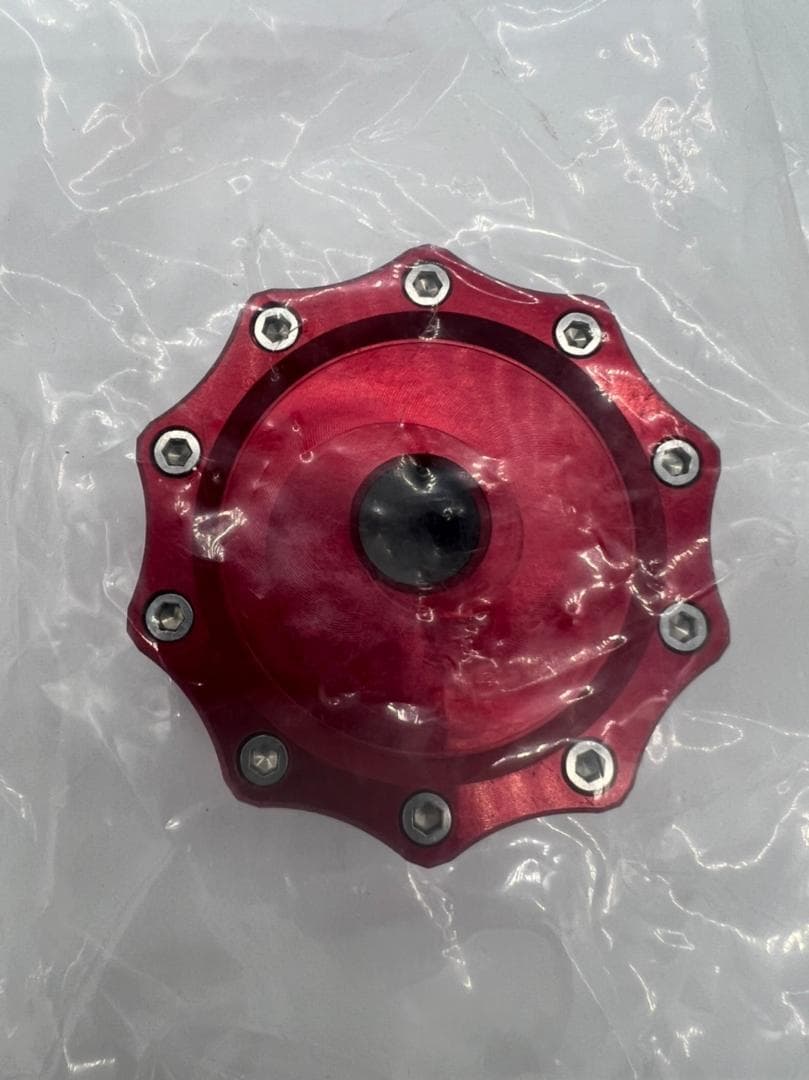 パスワードJDM　ガソリンキャップカバー　レッド　USDM　ズーマー　ラッカス