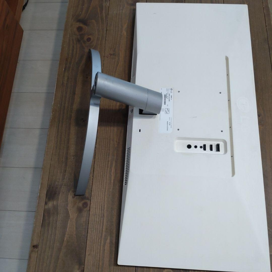 【中古】LG ディスプレイ・モニター＆ケーブル一式