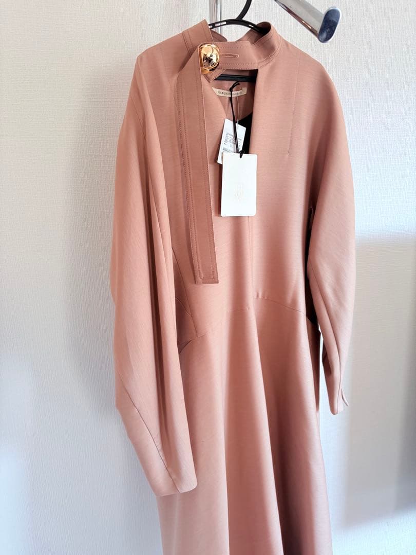 週末限定値下げ　HARUNOBUMURATA ELIANA ワンピース　ベージュ