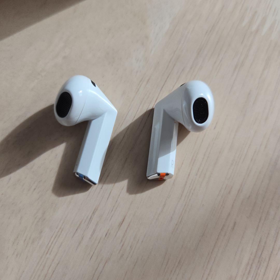 【極美品最安値】Galaxy Buds3 SM-R530NZWAXJP ホワイト