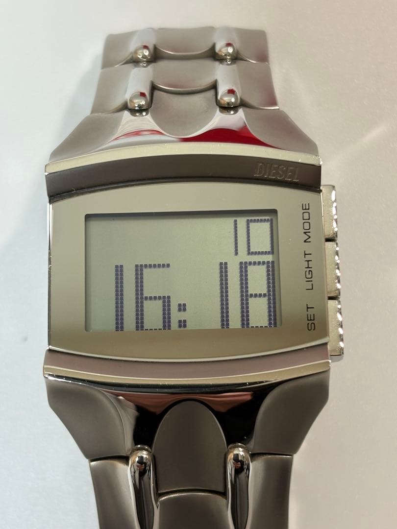 【美品 電池新品】DIESEL デジタルウォッチ dz2155 デジクロコ