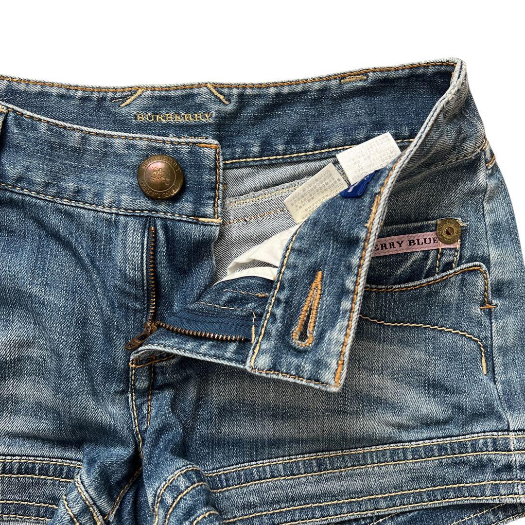 バーバリーブルーレーベル　デニムショートパンツ　ロゴ刺繍　Y2K