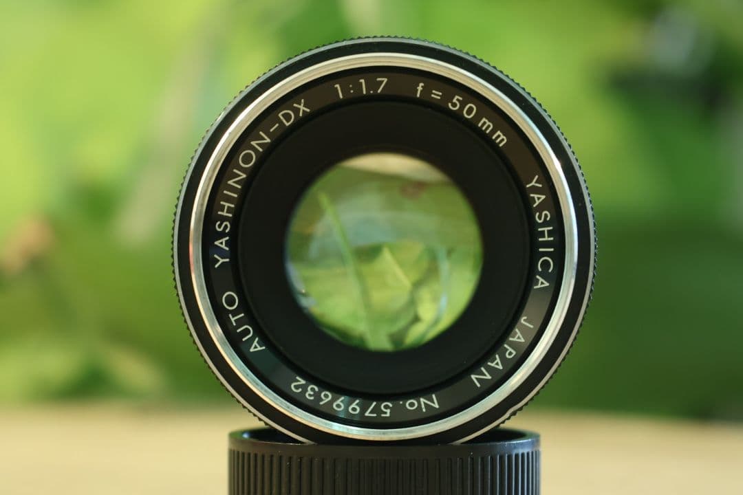 【フレアレンズ】Yashica Yashinon-DX 50mm f1.7
