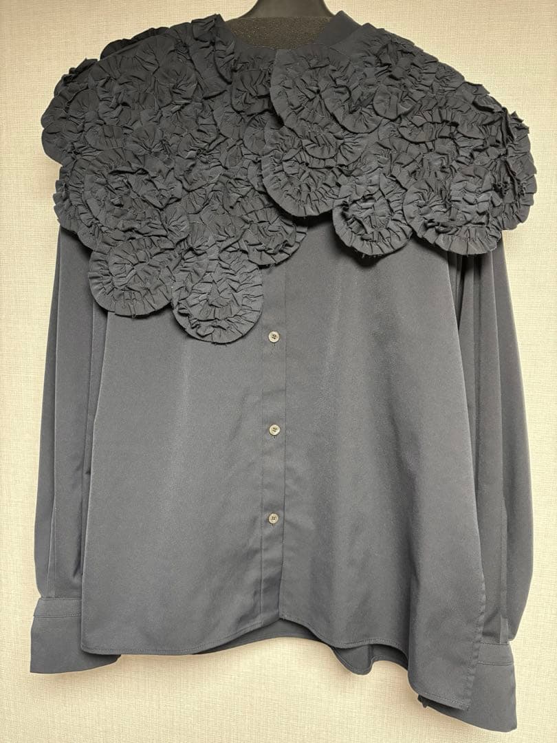 yori shirocon ホイップカラーブラウス ネイビー