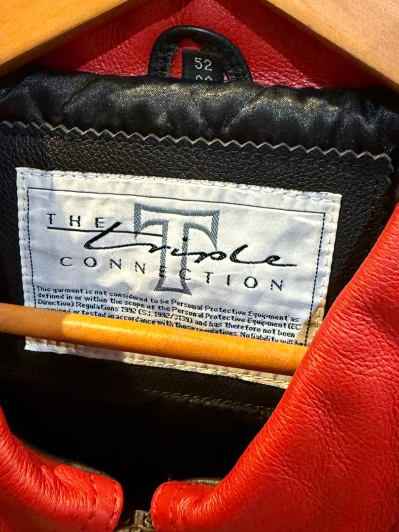 TRIUMPH レザージャケット　ブラック　レッド