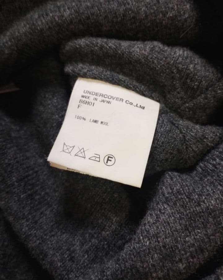 UNDERCOVER アンダーカバー 耳当てボンボン付きカミソリ柄ビーニー