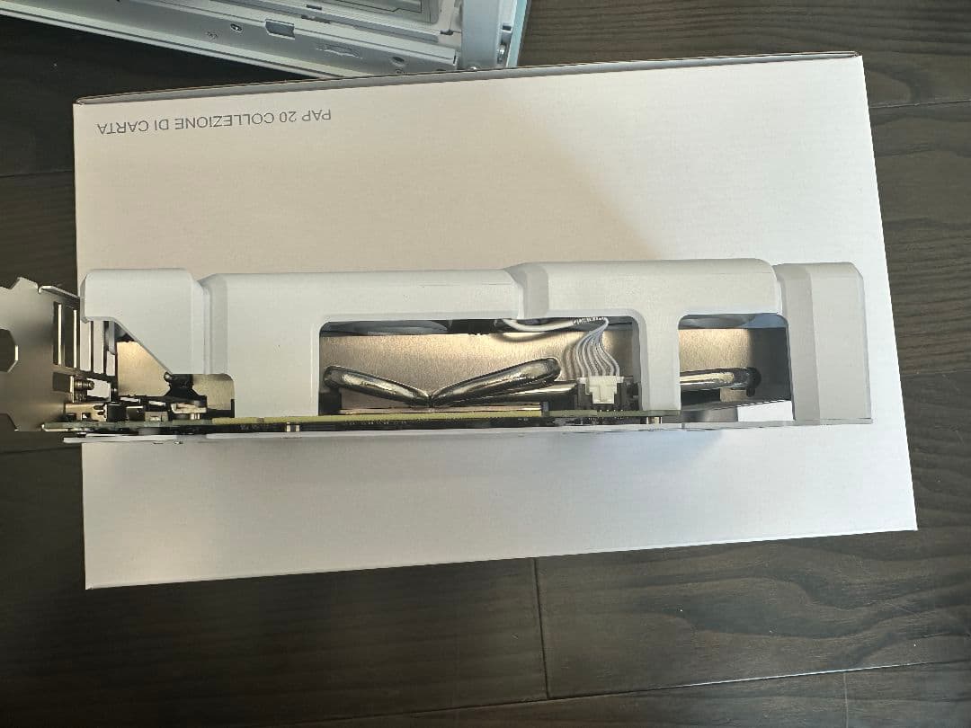 グラフィックボード・グラボ・ビデオカード MSI Gaming X Slim White GeForce RTX 4070